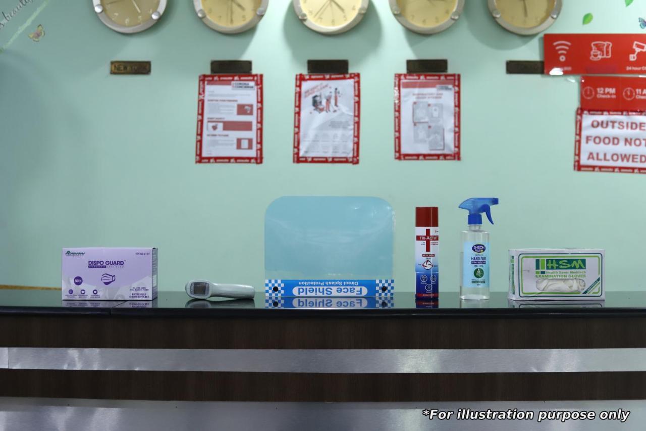 Townhouse Oak Pentagon Residency Hotel บูบันเนสชวาร์ ภายนอก รูปภาพ