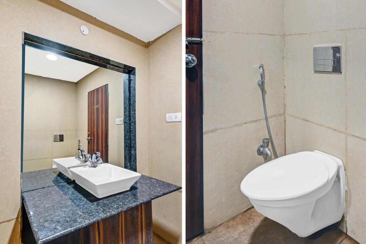 Townhouse Oak Pentagon Residency Hotel บูบันเนสชวาร์ ภายนอก รูปภาพ